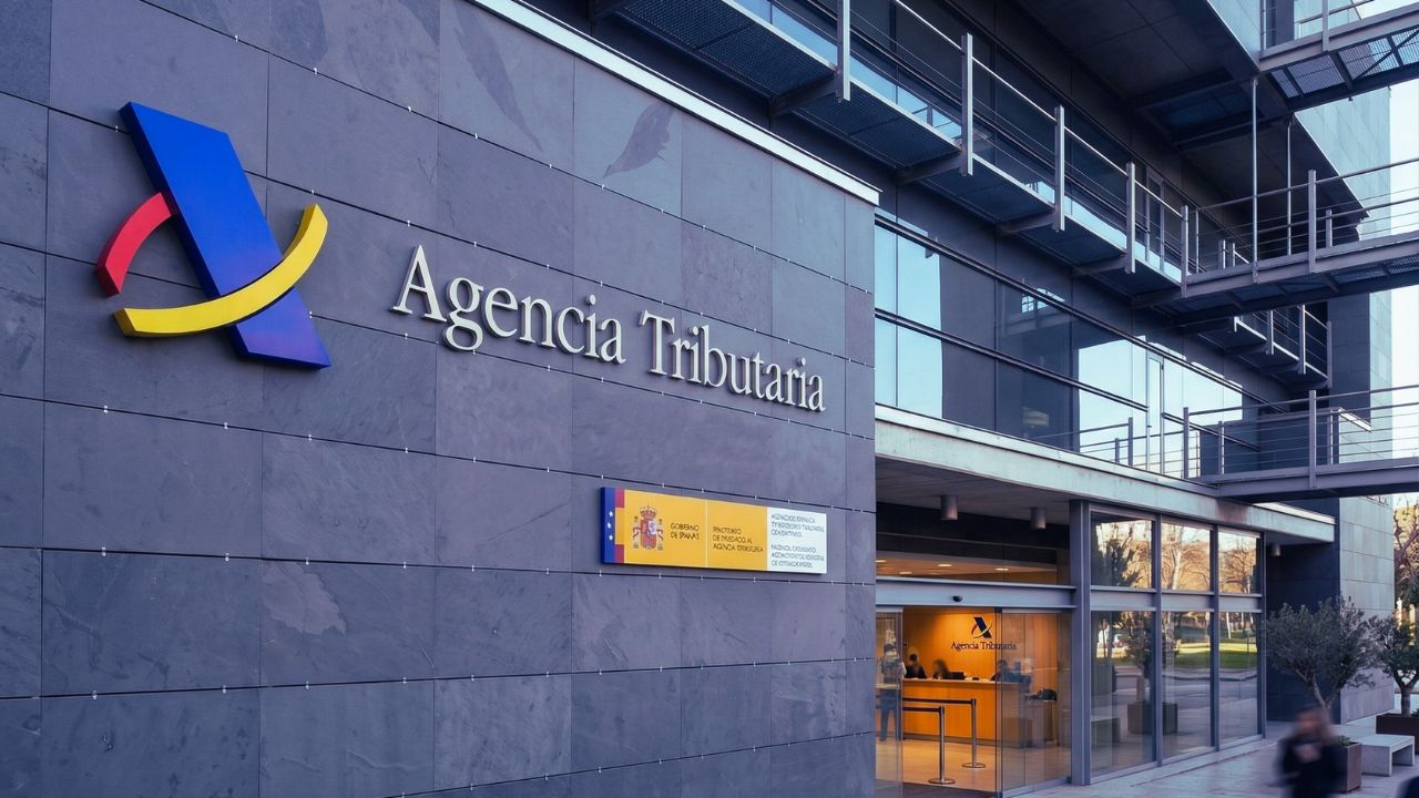 Cómo tributan los premios de lotería compartida en España